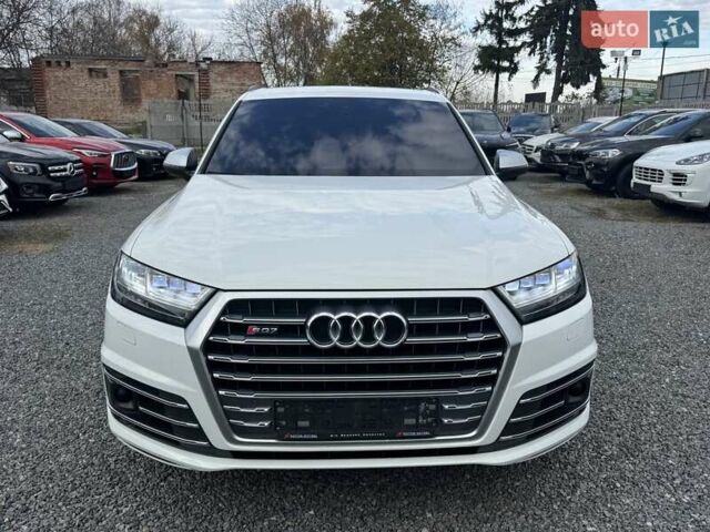 Белый Ауди SQ7, объемом двигателя 3.96 л и пробегом 124 тыс. км за 55900 $, фото 58 на Automoto.ua