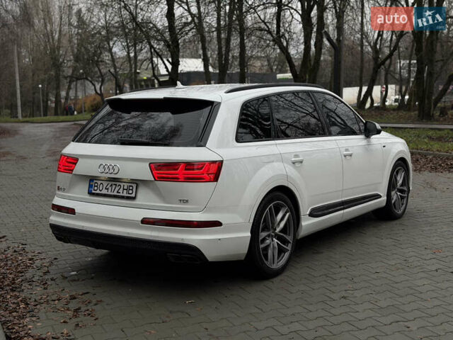 Белый Ауди SQ7, объемом двигателя 3.96 л и пробегом 206 тыс. км за 44000 $, фото 5 на Automoto.ua