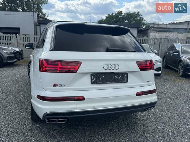 Белый Ауди SQ7, объемом двигателя 3.96 л и пробегом 124 тыс. км за 57900 $, фото 136 на Automoto.ua