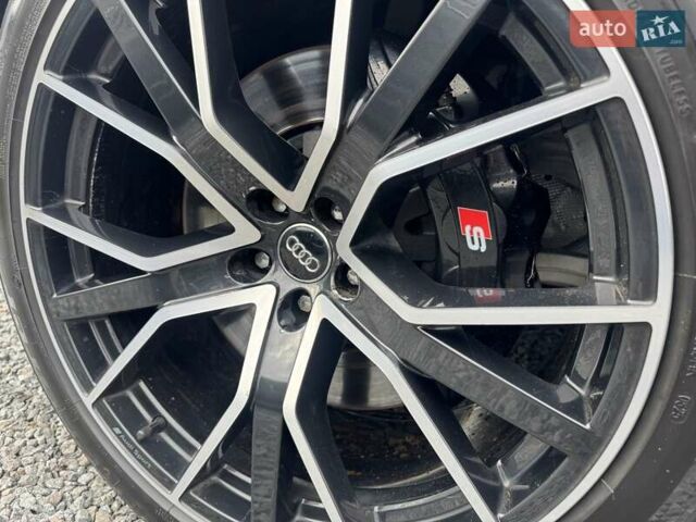 Белый Ауди SQ7, объемом двигателя 3.96 л и пробегом 124 тыс. км за 55900 $, фото 78 на Automoto.ua