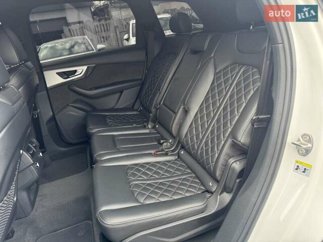 Белый Ауди SQ7, объемом двигателя 3.96 л и пробегом 124 тыс. км за 55900 $, фото 34 на Automoto.ua