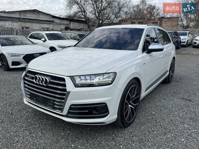 Белый Ауди SQ7, объемом двигателя 3.96 л и пробегом 124 тыс. км за 55900 $, фото 60 на Automoto.ua
