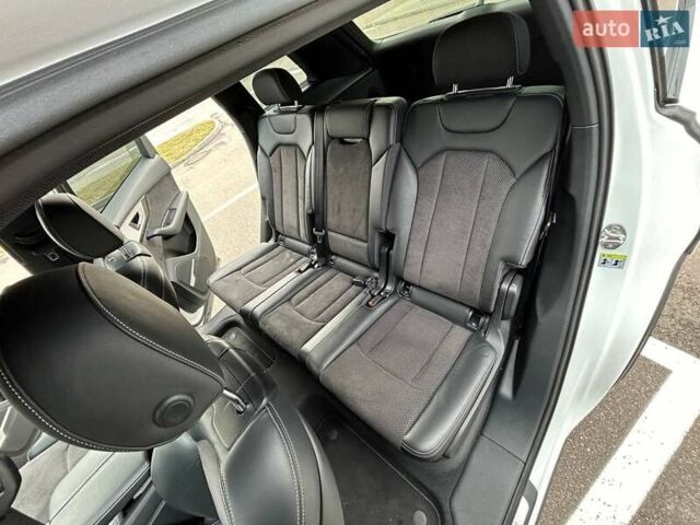 Білий Ауді SQ7, об'ємом двигуна 4 л та пробігом 160 тис. км за 56000 $, фото 12 на Automoto.ua