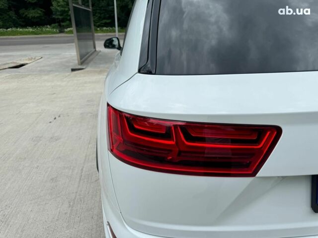 Белый Ауди SQ7, объемом двигателя 4 л и пробегом 226 тыс. км за 49990 $, фото 18 на Automoto.ua