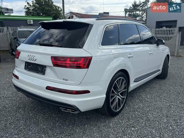 Белый Ауди SQ7, объемом двигателя 3.96 л и пробегом 124 тыс. км за 57900 $, фото 134 на Automoto.ua