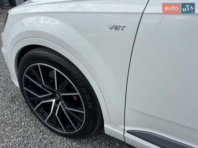 Белый Ауди SQ7, объемом двигателя 3.96 л и пробегом 124 тыс. км за 55900 $, фото 79 на Automoto.ua