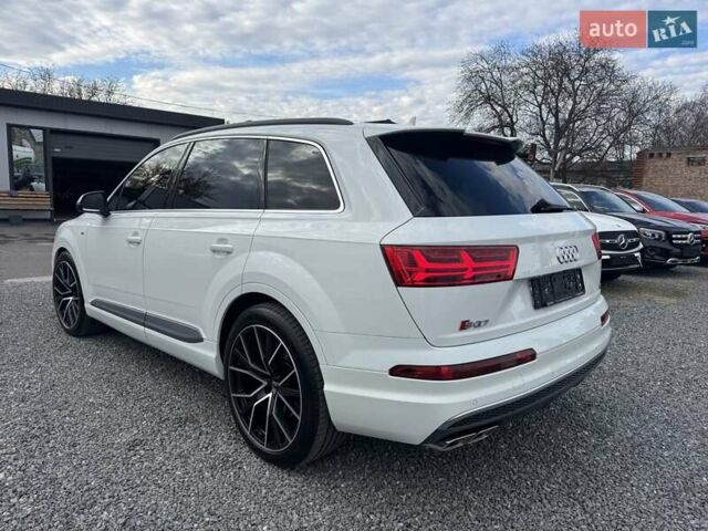 Белый Ауди SQ7, объемом двигателя 3.96 л и пробегом 124 тыс. км за 55900 $, фото 82 на Automoto.ua