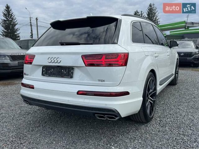 Белый Ауди SQ7, объемом двигателя 3.96 л и пробегом 124 тыс. км за 55900 $, фото 51 на Automoto.ua