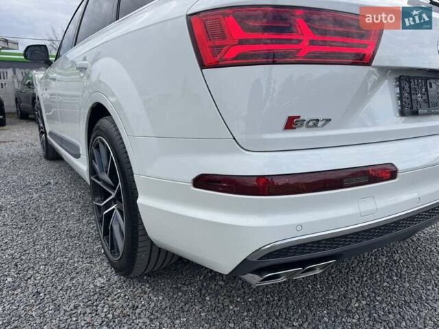 Белый Ауди SQ7, объемом двигателя 3.96 л и пробегом 124 тыс. км за 55900 $, фото 36 на Automoto.ua