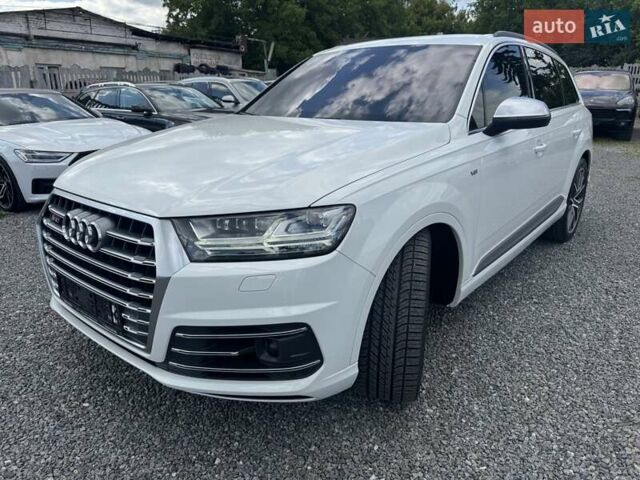 Белый Ауди SQ7, объемом двигателя 3.96 л и пробегом 124 тыс. км за 57900 $, фото 10 на Automoto.ua