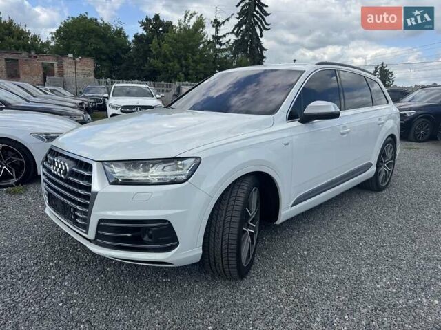Белый Ауди SQ7, объемом двигателя 3.96 л и пробегом 124 тыс. км за 57900 $, фото 139 на Automoto.ua