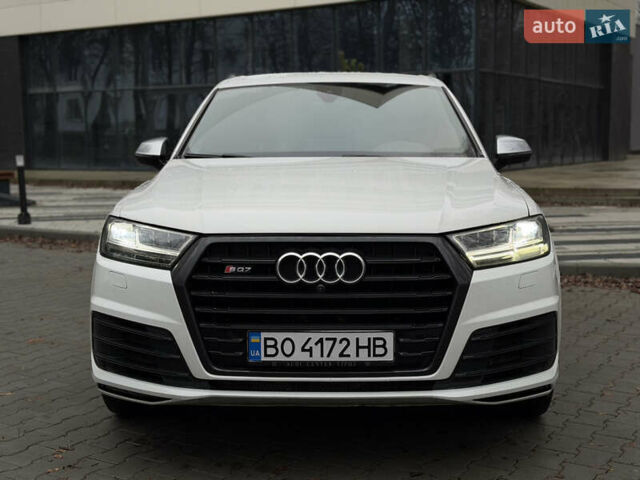 Белый Ауди SQ7, объемом двигателя 3.96 л и пробегом 206 тыс. км за 44000 $, фото 2 на Automoto.ua