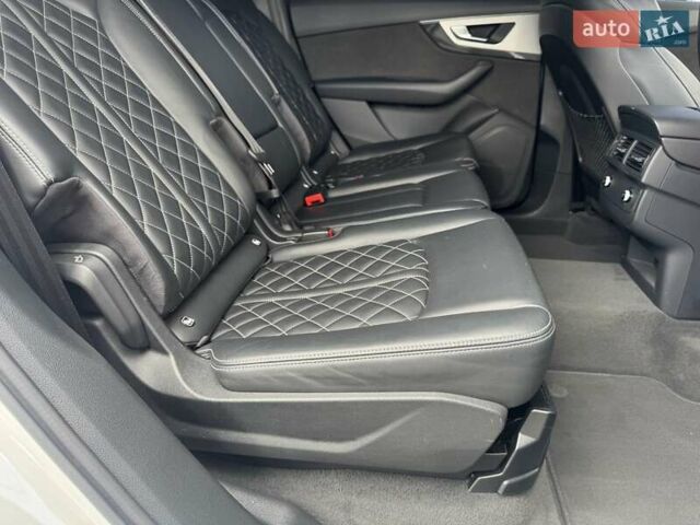 Белый Ауди SQ7, объемом двигателя 3.96 л и пробегом 124 тыс. км за 57900 $, фото 34 на Automoto.ua