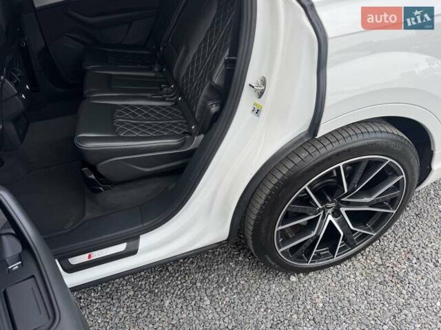 Белый Ауди SQ7, объемом двигателя 3.96 л и пробегом 124 тыс. км за 55900 $, фото 35 на Automoto.ua