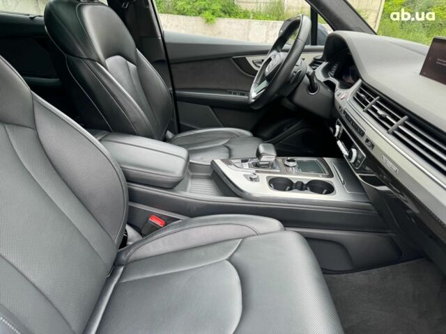Белый Ауди SQ7, объемом двигателя 4 л и пробегом 226 тыс. км за 49990 $, фото 32 на Automoto.ua