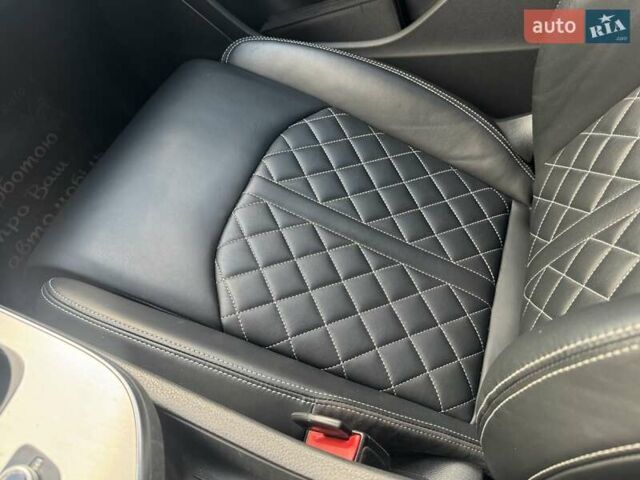 Белый Ауди SQ7, объемом двигателя 3.96 л и пробегом 124 тыс. км за 57900 $, фото 81 на Automoto.ua