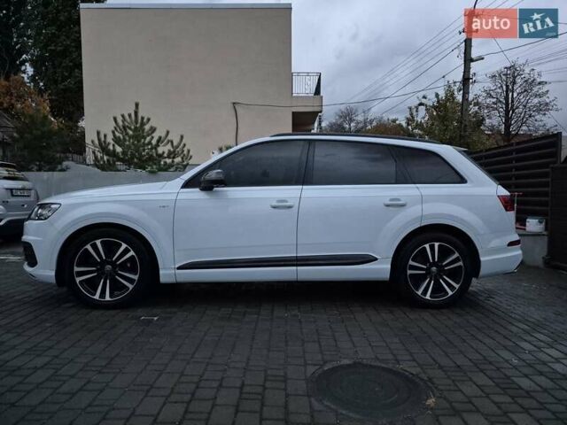 Білий Ауді SQ7, об'ємом двигуна 3.96 л та пробігом 296 тис. км за 44000 $, фото 16 на Automoto.ua