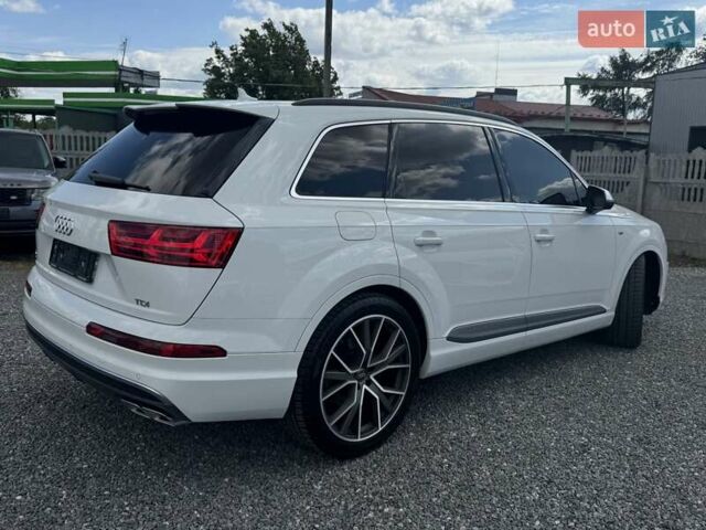Белый Ауди SQ7, объемом двигателя 3.96 л и пробегом 124 тыс. км за 57900 $, фото 132 на Automoto.ua