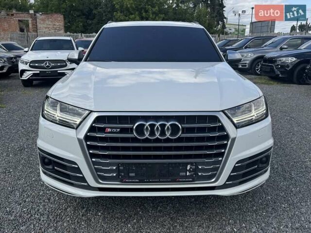 Белый Ауди SQ7, объемом двигателя 3.96 л и пробегом 124 тыс. км за 57900 $, фото 73 на Automoto.ua