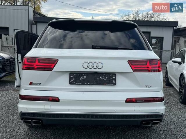 Белый Ауди SQ7, объемом двигателя 3.96 л и пробегом 124 тыс. км за 55900 $, фото 85 на Automoto.ua