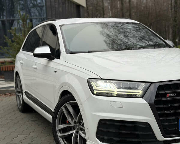 Белый Ауди SQ7, объемом двигателя 3.96 л и пробегом 206 тыс. км за 44000 $, фото 10 на Automoto.ua