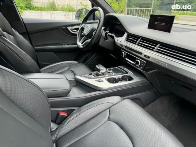 Белый Ауди SQ7, объемом двигателя 4 л и пробегом 226 тыс. км за 49990 $, фото 5 на Automoto.ua