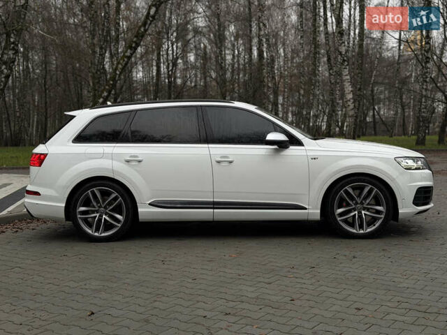 Белый Ауди SQ7, объемом двигателя 3.96 л и пробегом 206 тыс. км за 44000 $, фото 4 на Automoto.ua