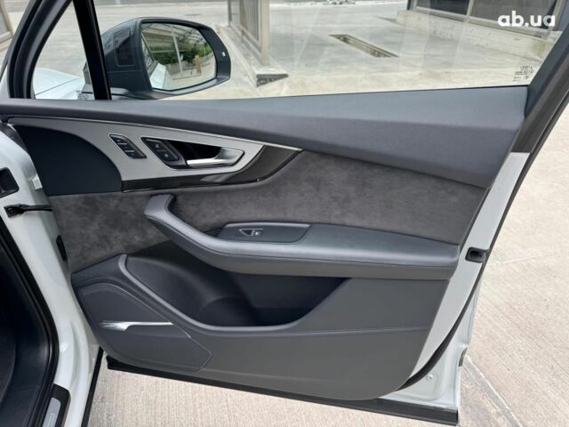 Белый Ауди SQ7, объемом двигателя 4 л и пробегом 226 тыс. км за 49990 $, фото 34 на Automoto.ua