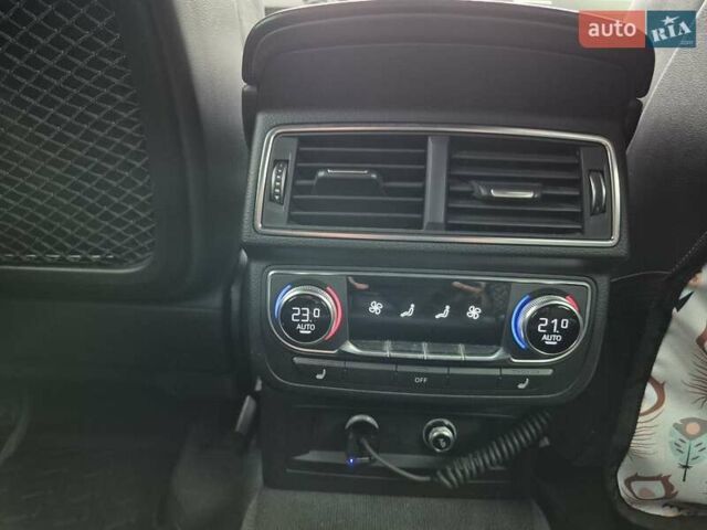 Білий Ауді SQ7, об'ємом двигуна 3.96 л та пробігом 296 тис. км за 44000 $, фото 9 на Automoto.ua