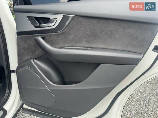 Белый Ауди SQ7, объемом двигателя 3.96 л и пробегом 124 тыс. км за 57900 $, фото 32 на Automoto.ua