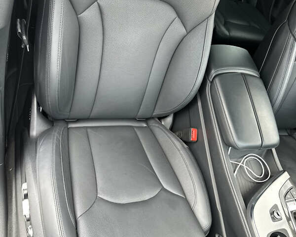 Білий Ауді SQ7, об'ємом двигуна 3.96 л та пробігом 231 тис. км за 40000 $, фото 88 на Automoto.ua