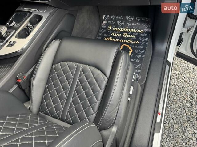 Белый Ауди SQ7, объемом двигателя 3.96 л и пробегом 124 тыс. км за 55900 $, фото 46 на Automoto.ua