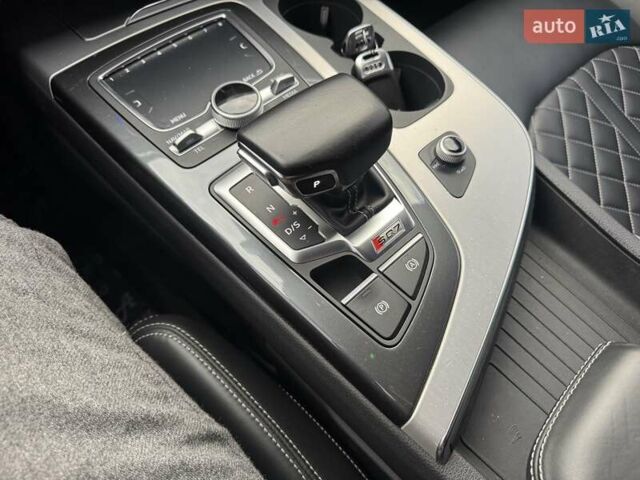 Белый Ауди SQ7, объемом двигателя 3.96 л и пробегом 124 тыс. км за 55900 $, фото 19 на Automoto.ua