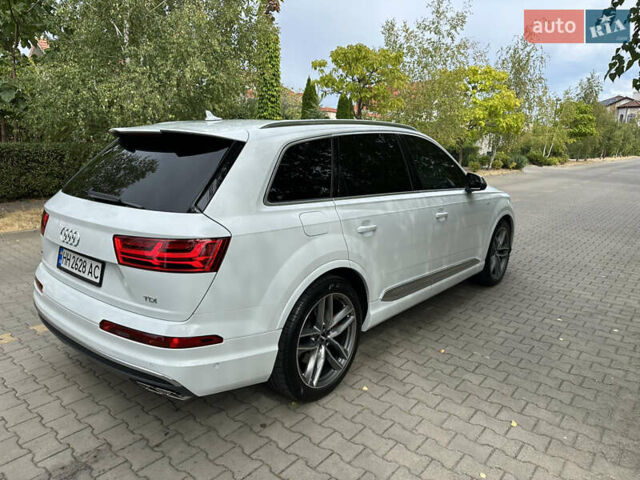 Белый Ауди SQ7, объемом двигателя 3.96 л и пробегом 128 тыс. км за 56500 $, фото 3 на Automoto.ua