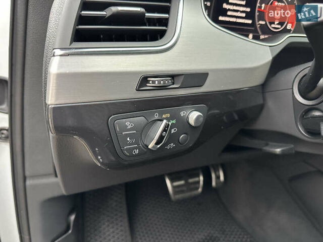 Белый Ауди SQ7, объемом двигателя 3.96 л и пробегом 128 тыс. км за 56500 $, фото 10 на Automoto.ua