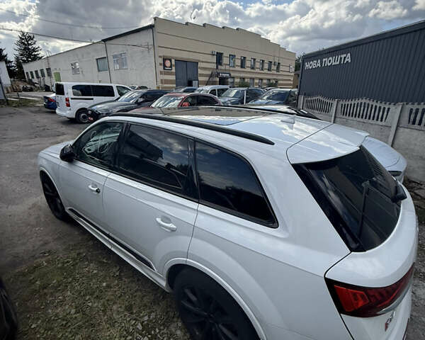 Белый Ауди SQ7, объемом двигателя 4 л и пробегом 191 тыс. км за 38900 $, фото 4 на Automoto.ua