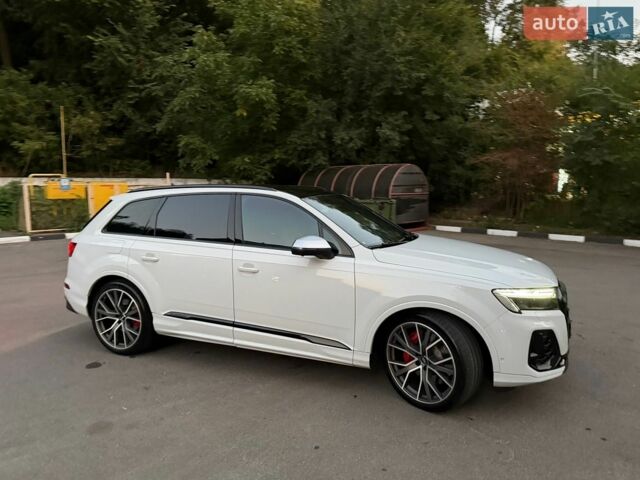 Белый Ауди SQ7, объемом двигателя 3.96 л и пробегом 129 тыс. км за 88000 $, фото 19 на Automoto.ua