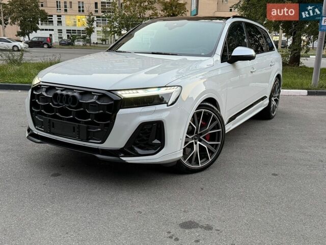 Белый Ауди SQ7, объемом двигателя 3.96 л и пробегом 129 тыс. км за 88000 $, фото 4 на Automoto.ua