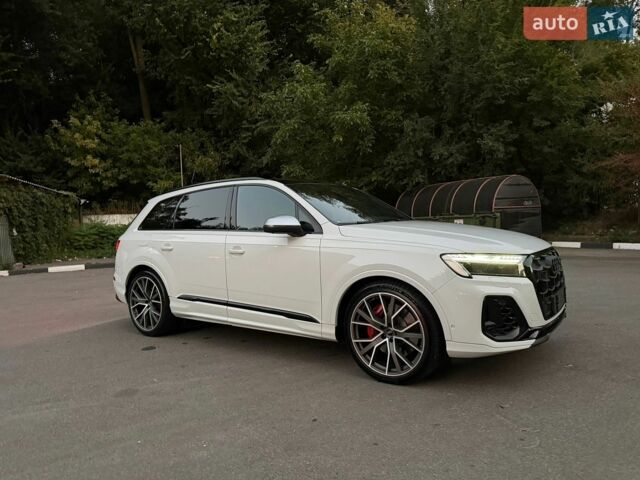Белый Ауди SQ7, объемом двигателя 3.96 л и пробегом 129 тыс. км за 88000 $, фото 20 на Automoto.ua
