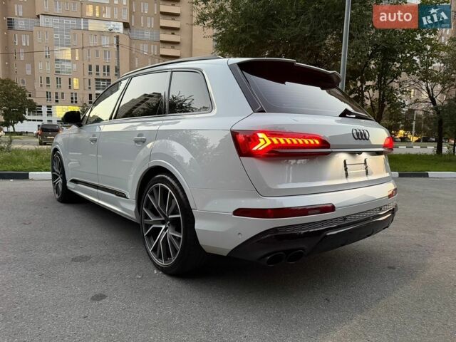 Белый Ауди SQ7, объемом двигателя 3.96 л и пробегом 129 тыс. км за 88000 $, фото 14 на Automoto.ua