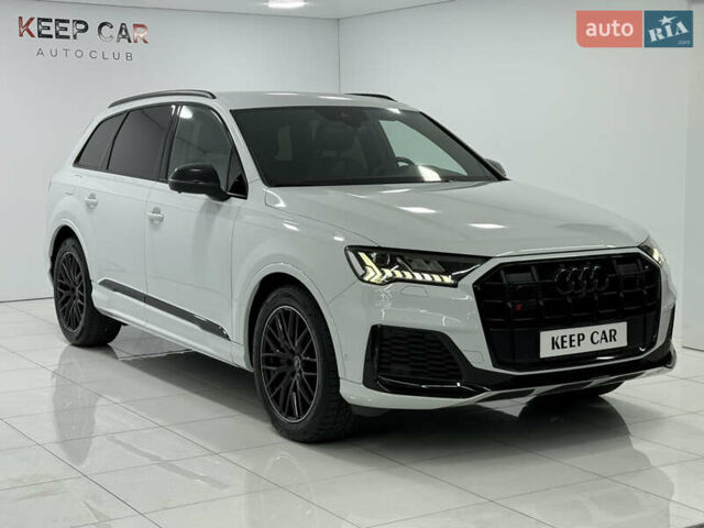Белый Ауди SQ7, объемом двигателя 4 л и пробегом 62 тыс. км за 67500 $, фото 4 на Automoto.ua