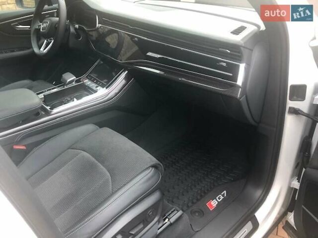 Белый Ауди SQ7, объемом двигателя 3.96 л и пробегом 133 тыс. км за 83500 $, фото 13 на Automoto.ua