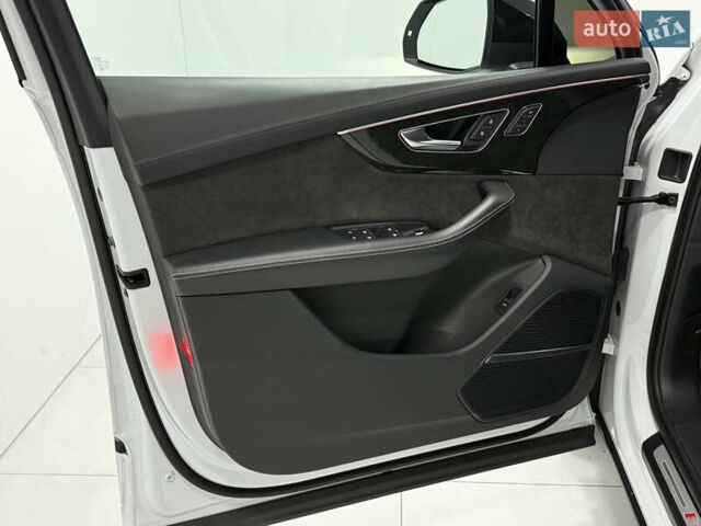 Белый Ауди SQ7, объемом двигателя 4 л и пробегом 62 тыс. км за 67500 $, фото 36 на Automoto.ua