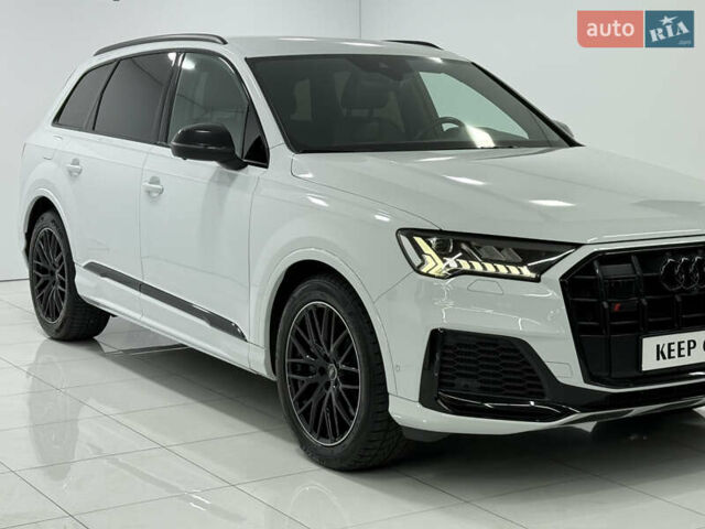 Белый Ауди SQ7, объемом двигателя 4 л и пробегом 62 тыс. км за 67500 $, фото 6 на Automoto.ua