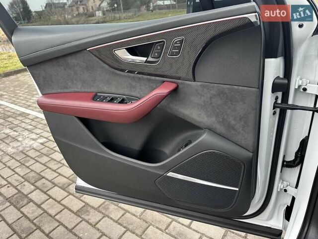 Белый Ауди SQ7, объемом двигателя 4 л и пробегом 53 тыс. км за 67890 $, фото 13 на Automoto.ua