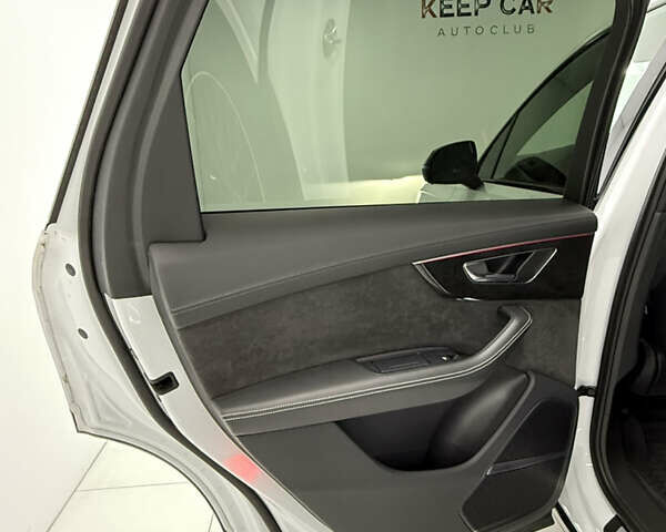 Белый Ауди SQ7, объемом двигателя 4 л и пробегом 62 тыс. км за 67500 $, фото 37 на Automoto.ua