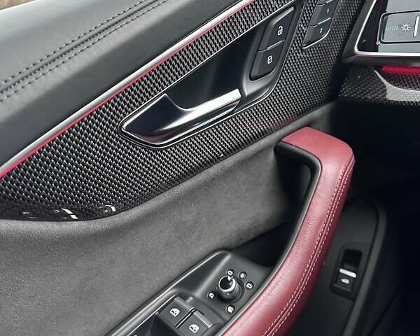 Белый Ауди SQ7, объемом двигателя 4 л и пробегом 53 тыс. км за 67890 $, фото 14 на Automoto.ua