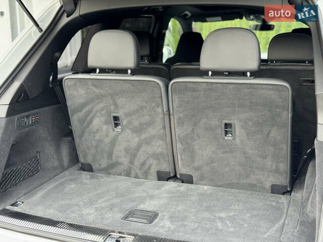 Белый Ауди SQ7, объемом двигателя 4 л и пробегом 49 тыс. км за 78000 $, фото 16 на Automoto.ua