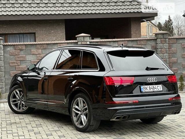 Чорний Ауді SQ7, об'ємом двигуна 4 л та пробігом 142 тис. км за 64500 $, фото 22 на Automoto.ua