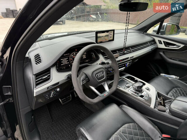 Чорний Ауді SQ7, об'ємом двигуна 3.96 л та пробігом 236 тис. км за 47800 $, фото 5 на Automoto.ua